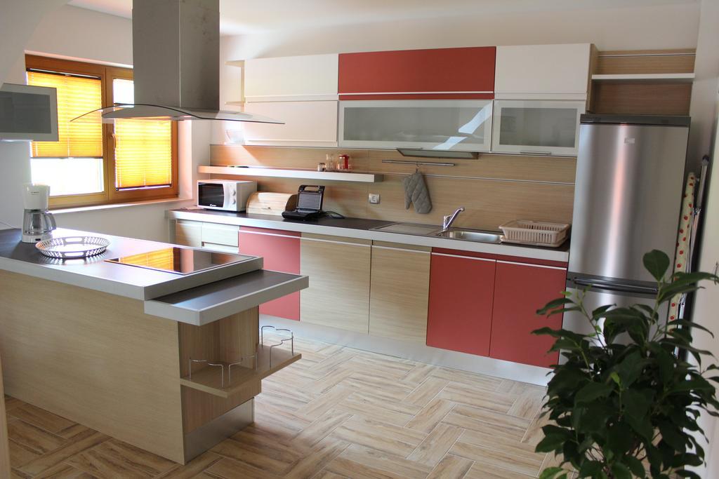 Apartments Villa Dov Bohinj ภายนอก รูปภาพ