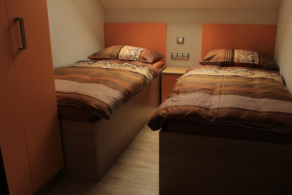 Apartments Villa Dov Bohinj ภายนอก รูปภาพ
